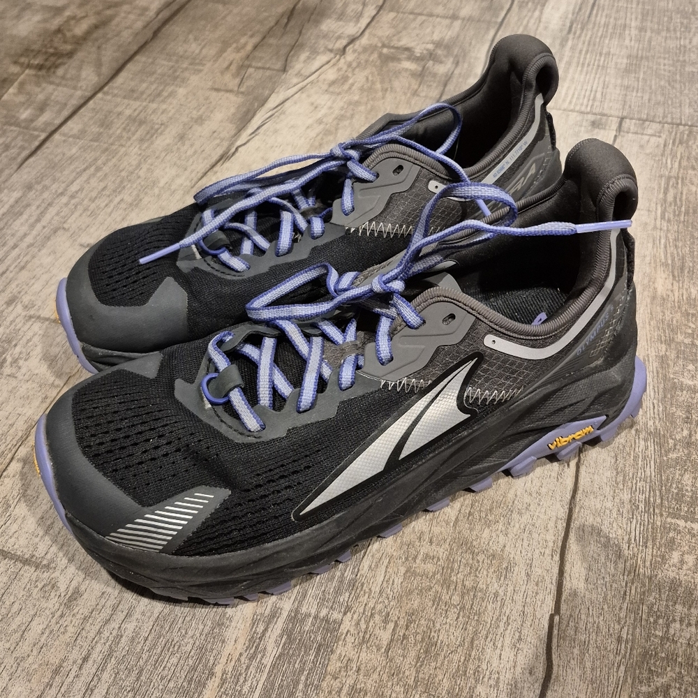 ALTRA OLYMPUS 5 Womens Trail Running Shoes Size 9 BLACK/PURPLE